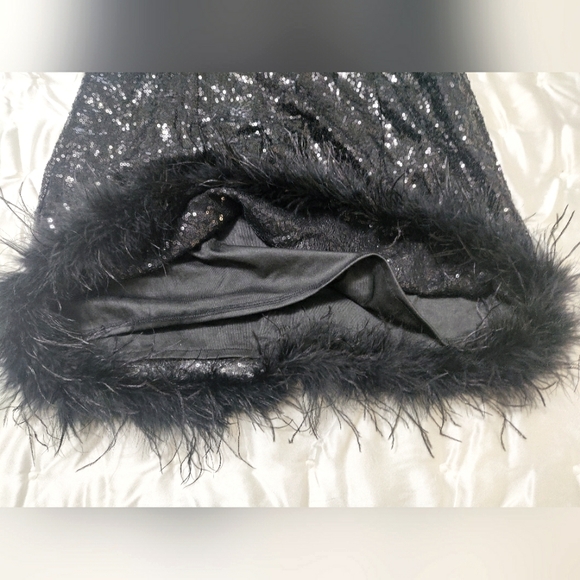 Boo Hoo black sequined dress. - Picture 9 of 11